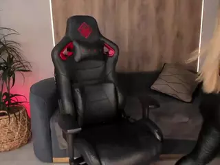 kyliecooper's Live Sex Cam Show