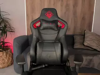 kyliecooper's Live Sex Cam Show