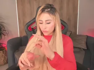 kyliecooper's Live Sex Cam Show