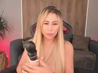kyliecooper's Live Sex Cam Show
