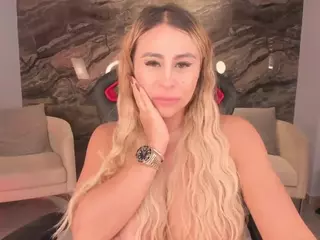 kyliecooper's Live Sex Cam Show