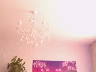 STRIPIRELLA's Live Sex Cam Show