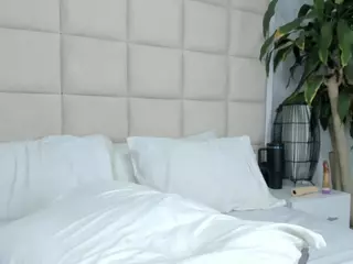 Cristal's Live Sex Cam Show