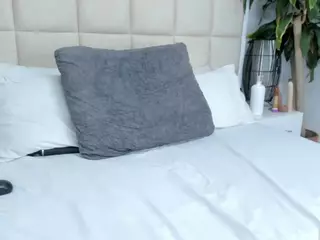 Cristal's Live Sex Cam Show