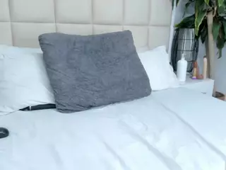 Cristal's Live Sex Cam Show