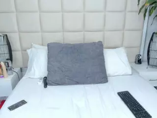 Cristal's Live Sex Cam Show