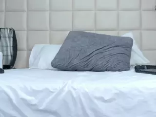 Cristal's Live Sex Cam Show