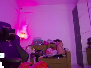 yssadiamond's Live Sex Cam Show