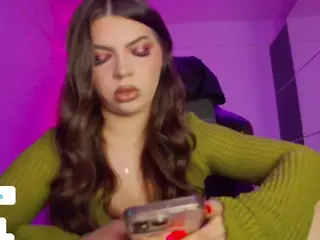 yssadiamond's Live Sex Cam Show