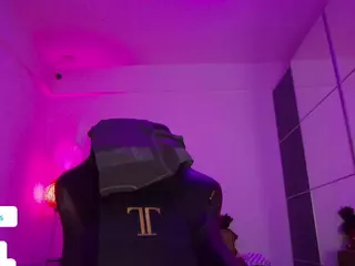 yssadiamond's Live Sex Cam Show