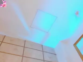 Julieta Wild's Live Sex Cam Show