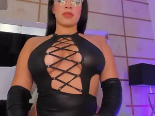 Julieta Wild's Live Sex Cam Show