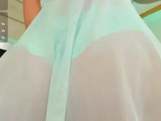 Julieta Wild's Live Sex Cam Show
