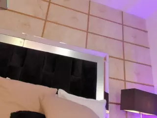 Julieta Wild's Live Sex Cam Show