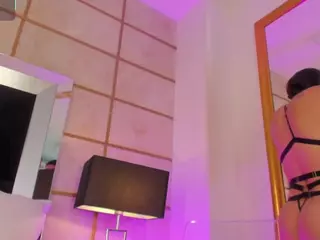 Julieta Wild's Live Sex Cam Show