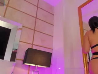 Julieta Wild's Live Sex Cam Show