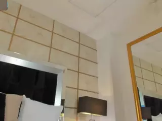 Julieta Wild's Live Sex Cam Show