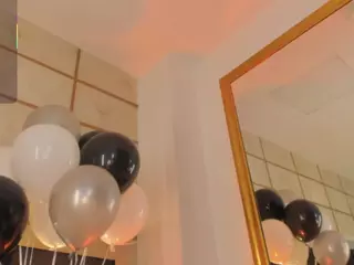 Julieta Wild's Live Sex Cam Show