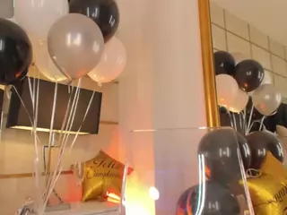 Julieta Wild's Live Sex Cam Show