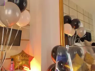 Julieta Wild's Live Sex Cam Show