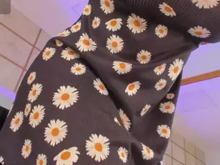 Julieta Wild's Live Sex Cam Show