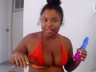 Lavish Squirter