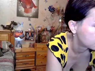 kendramom's Live Sex Cam Show