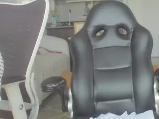 emilybrowm's Live Sex Cam Show