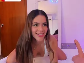 agustinasaenz's Live Sex Cam Show