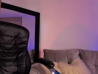 Alana's Live Sex Cam Show