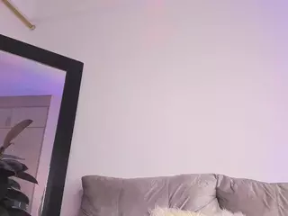 Alana's Live Sex Cam Show