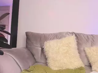 Alana's Live Sex Cam Show
