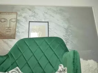 Tizzana's Live Sex Cam Show
