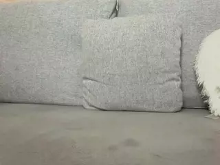Tizzana's Live Sex Cam Show