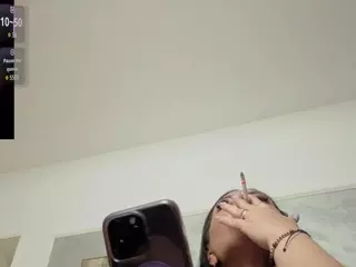 Tizzana's Live Sex Cam Show