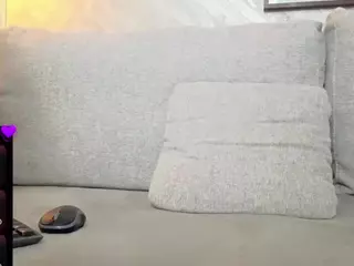 Tizzana's Live Sex Cam Show