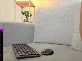Tizzana's Live Sex Cam Show