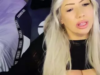 CASSSIDY's Live Sex Cam Show