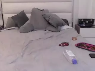blondie-katt's Live Sex Cam Show