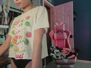 Live cam show with Cecilia Lion