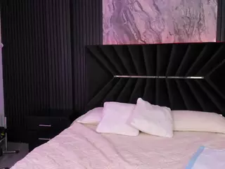 ATINXNAUGTHY's Live Sex Cam Show