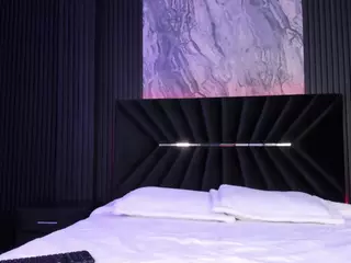 ATINXNAUGTHY's Live Sex Cam Show