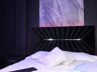ATINXNAUGTHY's Live Sex Cam Show