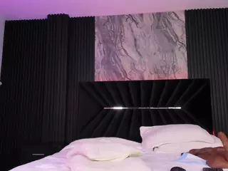 ATINXNAUGTHY's Live Sex Cam Show