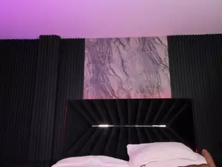 ATINXNAUGTHY's Live Sex Cam Show