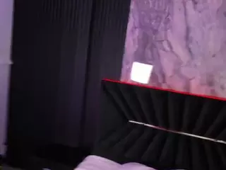 ATINXNAUGTHY's Live Sex Cam Show