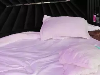 ATINXNAUGTHY's Live Sex Cam Show