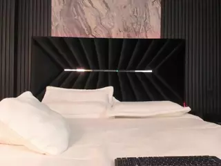 ATINXNAUGTHY's Live Sex Cam Show