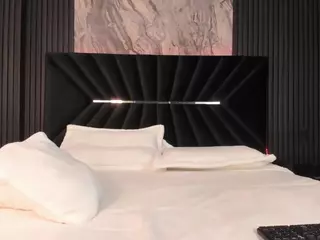 ATINXNAUGTHY's Live Sex Cam Show
