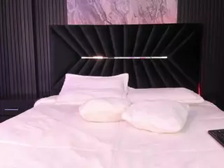 ATINXNAUGTHY's Live Sex Cam Show